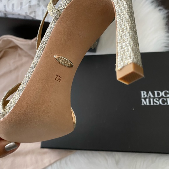 Badgley  Mischka  chic heels - Picture 8 of 13